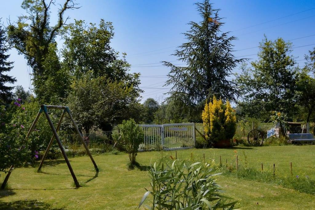 Gite A La Ferme Chaleureux Civrac-de-Blaye Exterior foto